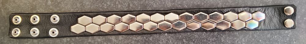 2 Row Lozenge Bicep Strap